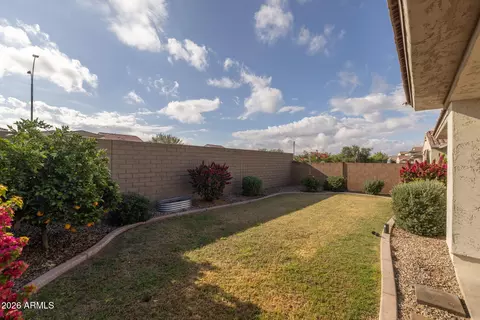Exterior - 10603 E Wavelength Ave, Mesa, AZ 85212 photo 7 of 11