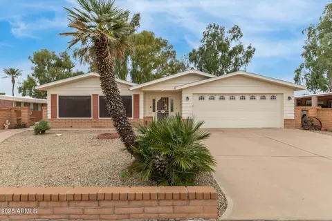 26603 S Lakeview Dr, Sun Lakes, AZ 85248
