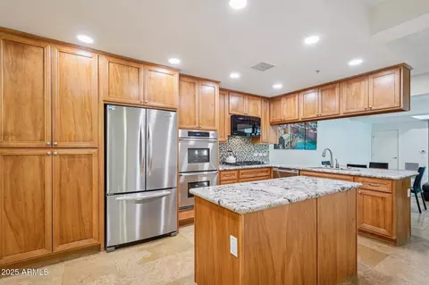 7161 E Rancho Vista Dr #2002, Scottsdale, AZ 85251