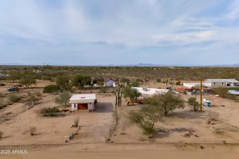 9016 N Leisure Ln, Florence, AZ 85132