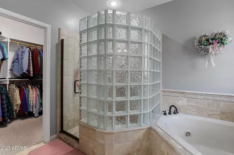 Bath - 611 E Hunter Dr, Payson, AZ 85541 photo 2 of 4