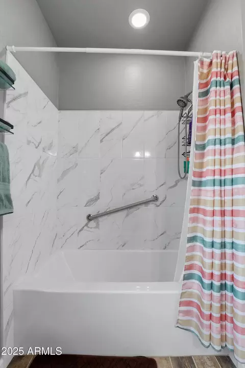 Bath - 611 E Hunter Dr, Payson, AZ 85541 photo 4 of 4
