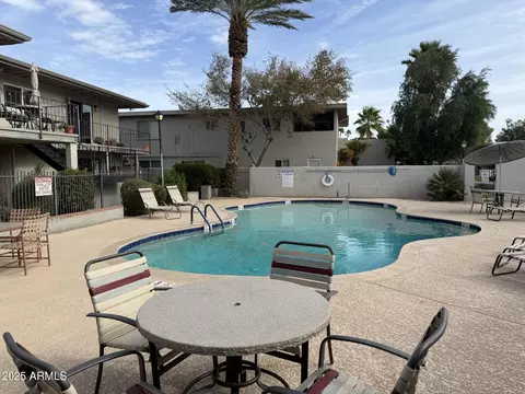 4131 E Camelback Rd #38, Phoenix, AZ 85018 photo 9