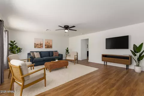 709 Edison Ave, Buckeye, AZ 85326 photo 2