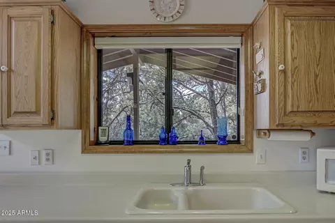 Kitchen - 5838 E Arroyo Way, Pine, AZ 85544 photo 2 of 4