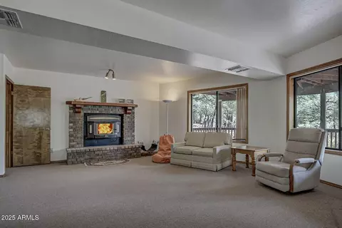 Living - 5838 E Arroyo Way, Pine, AZ 85544 photo 6 of 6