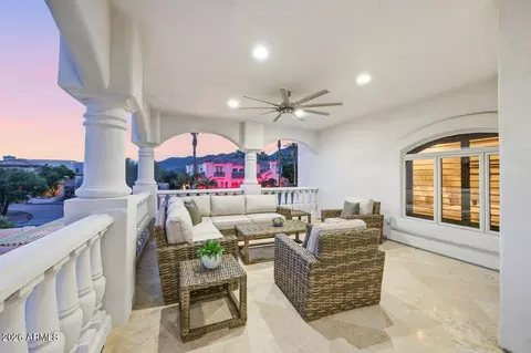 Exterior - 3301 E Tonto Dr, Phoenix, AZ 85044 photo 1 of 4