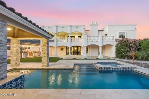 Exterior - 3301 E Tonto Dr, Phoenix, AZ 85044 photo 4 of 4
