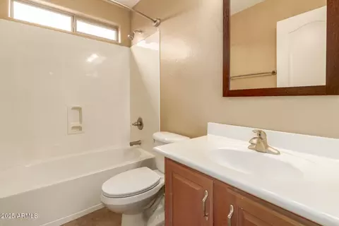 Bath - 11245 E Stearn Ave, Mesa, AZ 85212 photo 4 of 5