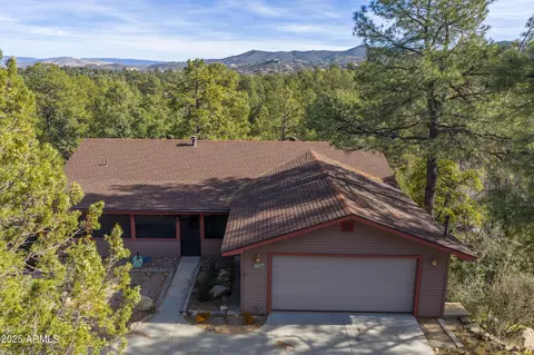 725 Pebble Hill Ln, Prescott, AZ 86303