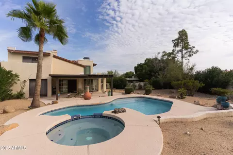 Exterior - 4621 E Winston Dr, Phoenix, AZ 85044 photo 2 of 4