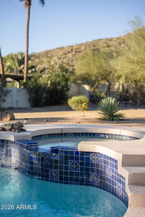 Exterior - 4621 E Winston Dr, Phoenix, AZ 85044 photo 3 of 4