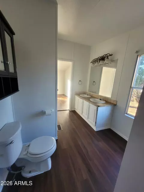 9624 E Arbor Cir, Mesa, AZ 85208 photo 6