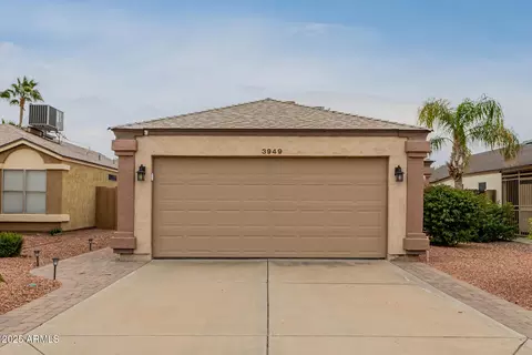 3949 W Chama Dr, Glendale, AZ 85310