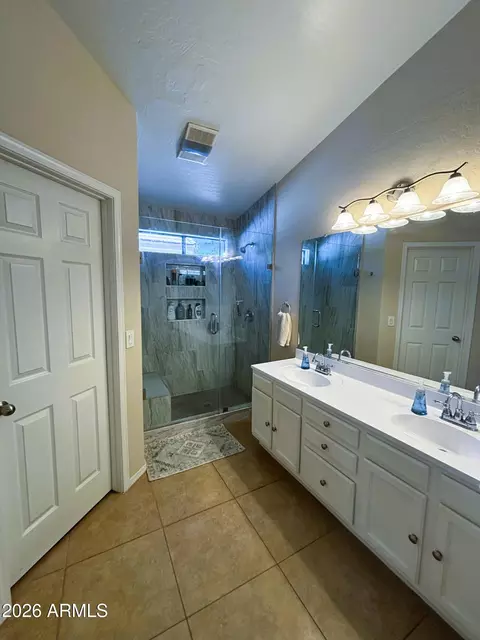 Bath - 1015 N 91st Pl, Mesa, AZ 85207 photo 1 of 2