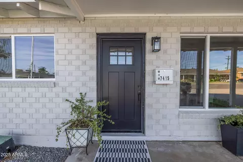 7415 E Holly St, Scottsdale, AZ 85257