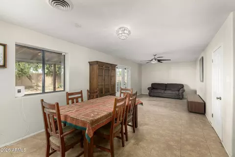 Dining - 314 El Caminito Dr, Phoenix, AZ 85020 photo 2 of 2