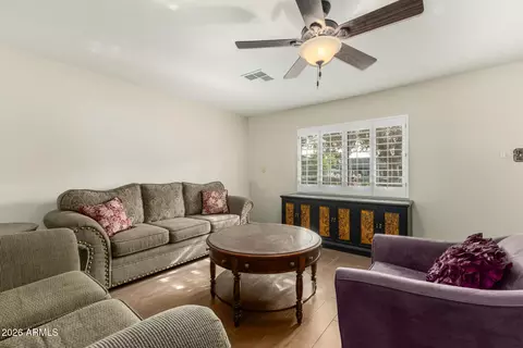 Living - 314 El Caminito Dr, Phoenix, AZ 85020 photo 1 of 3