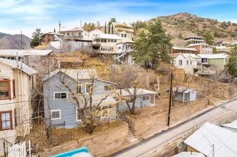 106 Opera Dr, Bisbee, AZ 85603