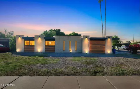 3029 W Shaw Butte Dr, Phoenix, AZ 85029