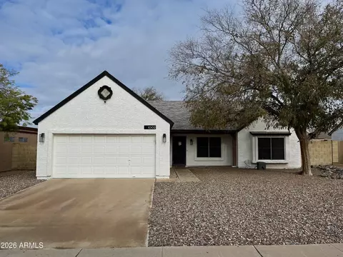 Exterior - 1002 E Oraibi Dr, Phoenix, AZ 85024 photo 10 of 11