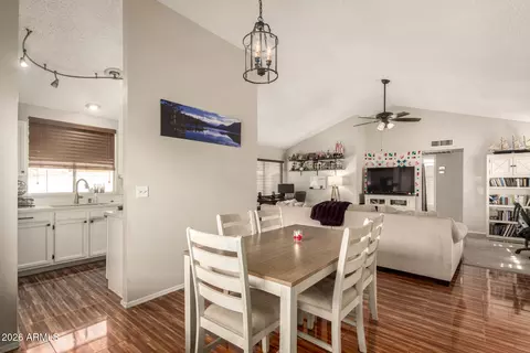 Dining - 1002 E Oraibi Dr, Phoenix, AZ 85024 photo 3 of 3