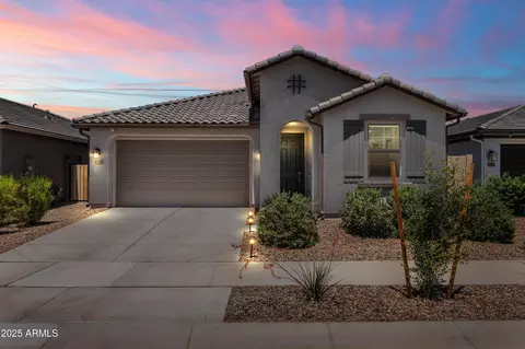 1350 W Macaw Dr, Queen Creek, AZ 85140