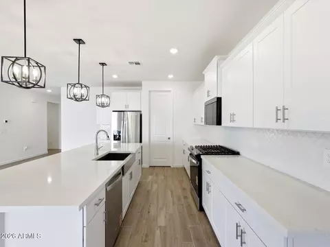 17719 W Illini St, Goodyear, AZ 85338