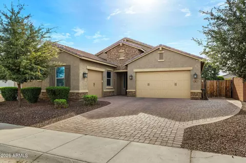3921 E Chestnut Ln, Gilbert, AZ 85298