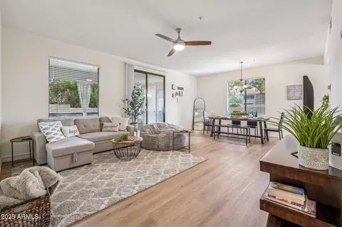 15252 N 100th St #1156, Scottsdale, AZ 85260