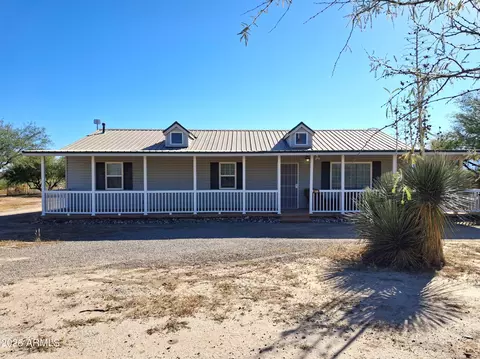 1221 E Forrest Ln, Benson, AZ 85602