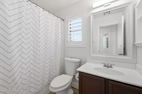 Bath - 10234 E Carol Ave, Mesa, AZ 85208 photo 4 of 5