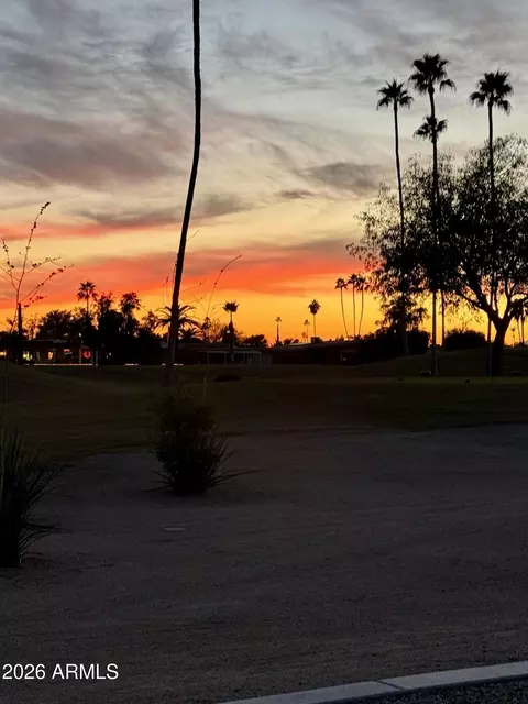 10805 W Willowbrook Dr, Sun City, AZ 85373