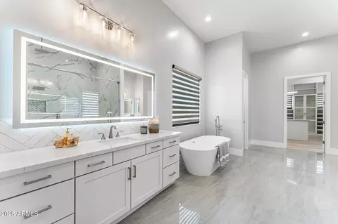 Bath - 24614 S 183rd Pl, Gilbert, AZ 85298 photo 1 of 9