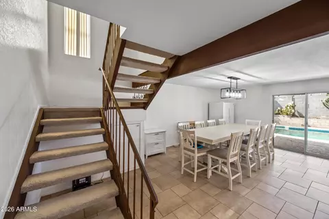 Dining - 4136 W Hearn Rd, Phoenix, AZ 85053 photo 5 of 5