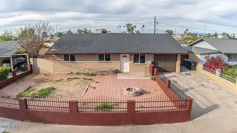 152 E Hampton Ave, Mesa, AZ 85210