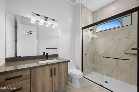 Bath - 377 E Windsor Ave #7, Phoenix, AZ 85004 photo 4 of 4