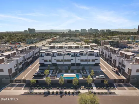 View/Area - 377 E Windsor Ave #7, Phoenix, AZ 85004 photo 1 of 2