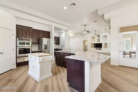 Kitchen - 2161 E Menlo Cir, Mesa, AZ 85213 photo 4 of 5