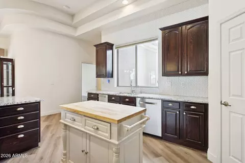 Kitchen - 2161 E Menlo Cir, Mesa, AZ 85213 photo 2 of 5