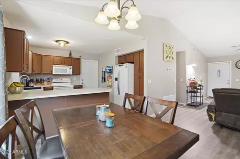 Dining - 4013 E Alder Ave, Mesa, AZ 85206 photo 1 of 1
