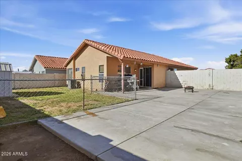 Exterior - 4013 E Alder Ave, Mesa, AZ 85206 photo 2 of 8