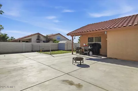 Exterior - 4013 E Alder Ave, Mesa, AZ 85206 photo 3 of 8
