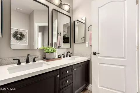 Bath - 3528 E Decatur St, Mesa, AZ 85213 photo 4 of 5