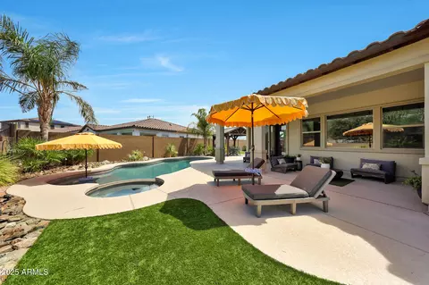 Exterior - 2028 E Chama Dr, Phoenix, AZ 85024 photo 1 of 8