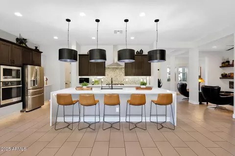 Kitchen - 2028 E Chama Dr, Phoenix, AZ 85024 photo 3 of 4