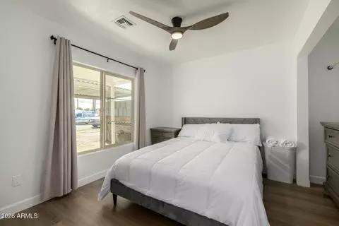 Bedroom - 2142 W Coolidge St, Phoenix, AZ 85015 photo 2 of 5