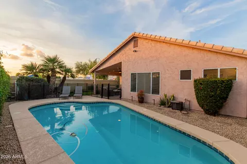 Exterior - 3401 E Utopia Rd, Phoenix, AZ 85050 photo 13 of 14