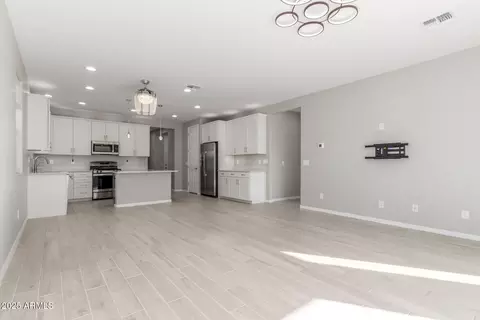 Living - 737 E Betsy Ln, Gilbert, AZ 85296 photo 2 of 5