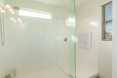 Bath - 8640 E Naranja Ave, Mesa, AZ 85209 photo 2 of 3
